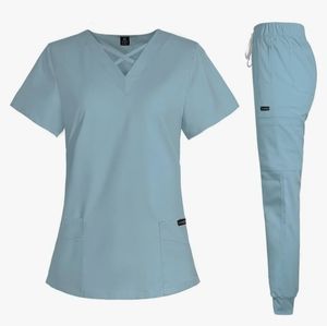 Women's scrubs